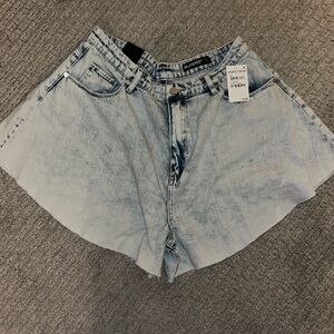 BLANK NYC SHORTS